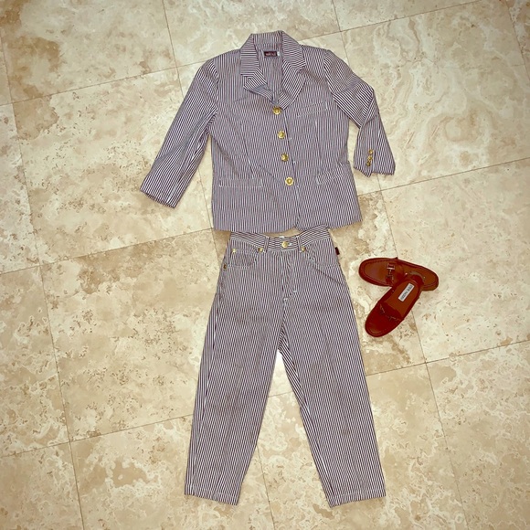 Versace Other - Authentic Young Versace boys suit 5-6 cotton set